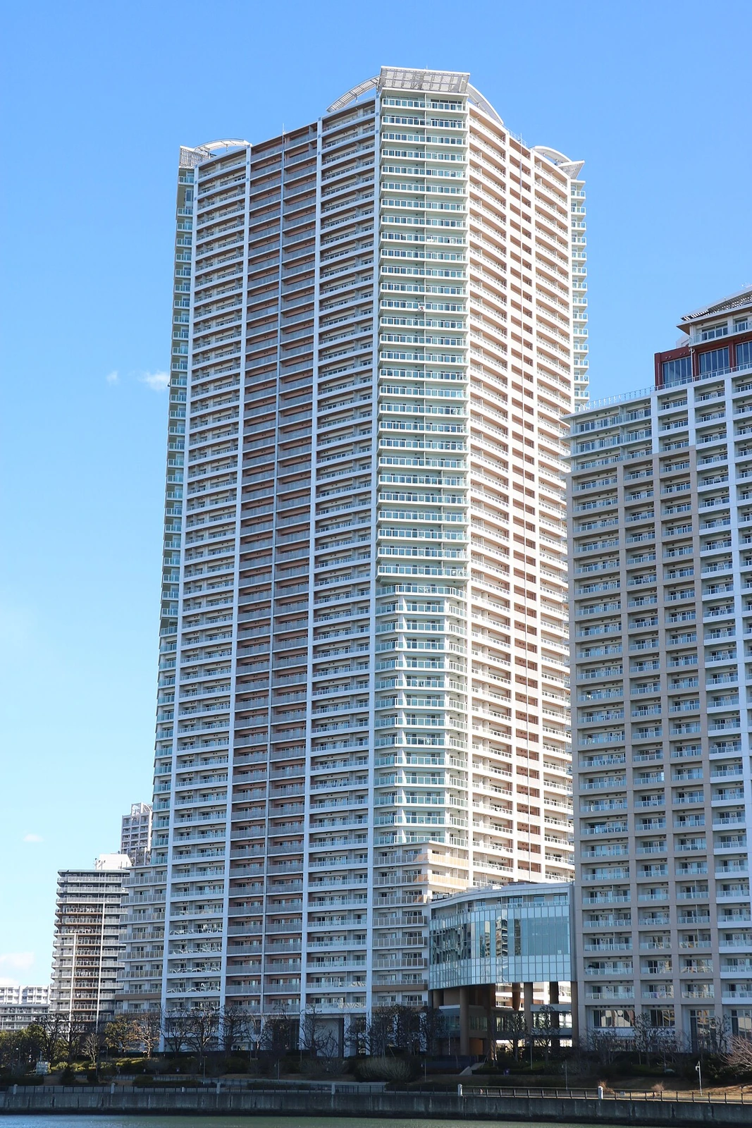 アーバンドック パークシティ豊洲 タワーAの外観