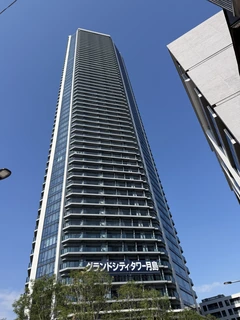 グランドシティタワー月島の外観