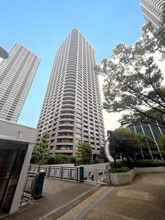 リバーシティ21イーストタワーズIIの外観