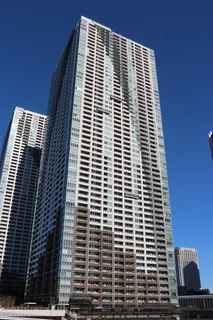 THE TOKYO TOWERS シータワーの外観